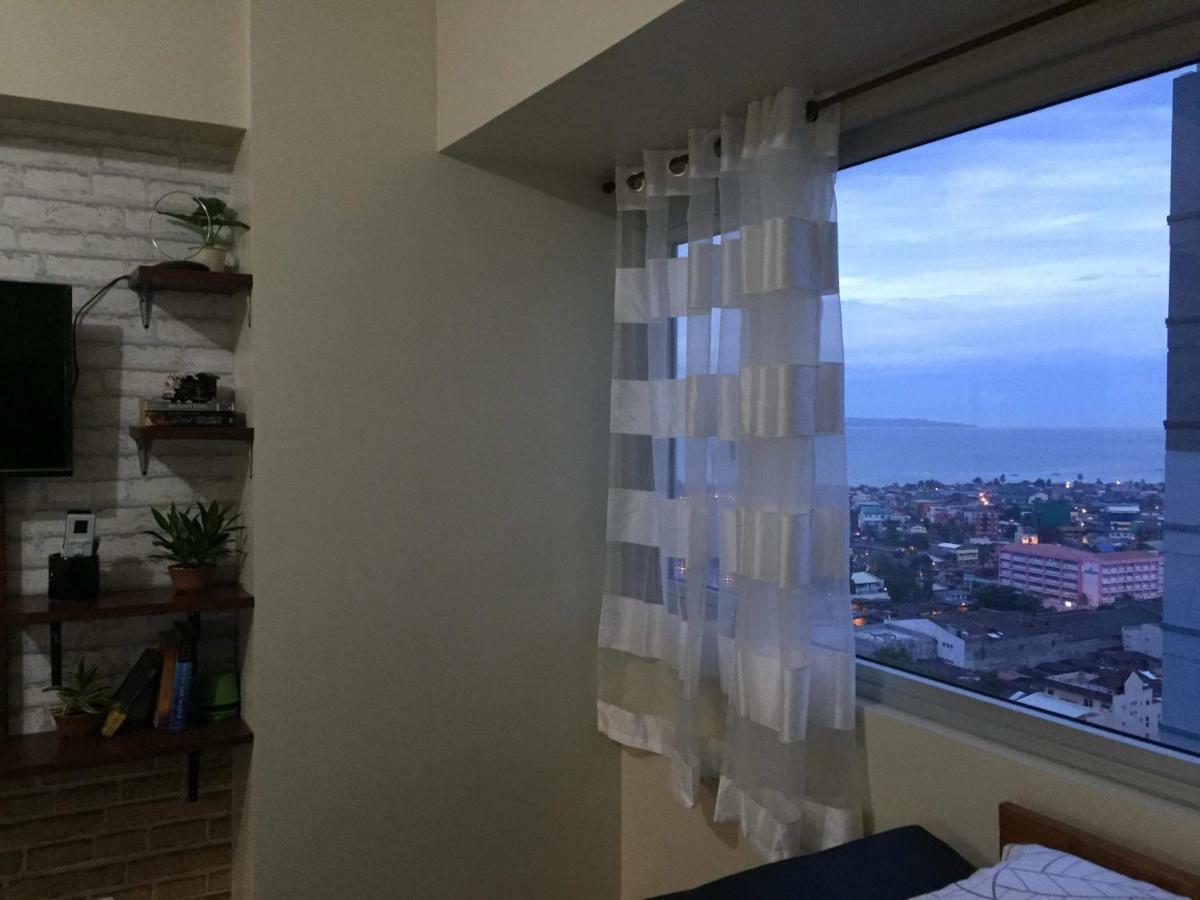 Joaquim Vacation Homes Davao Экстерьер фото