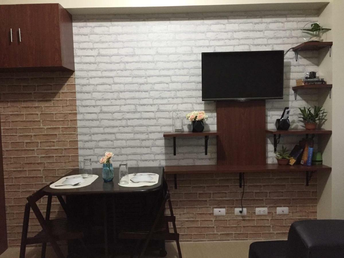 Joaquim Vacation Homes Davao Экстерьер фото